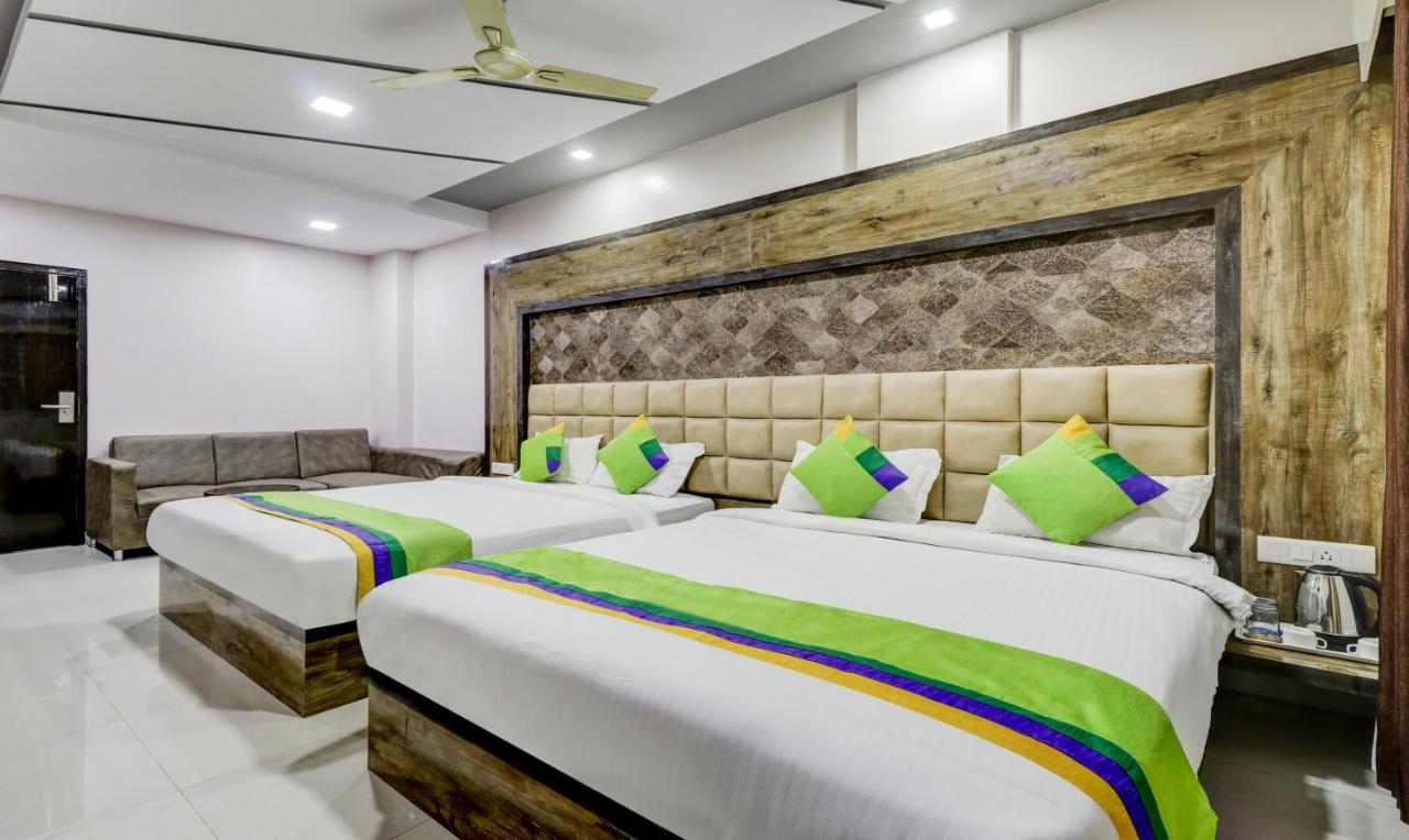 Treebo Sahara Suites 750 M From St Johns Medical College And Hospital Bangalore Exterior photo